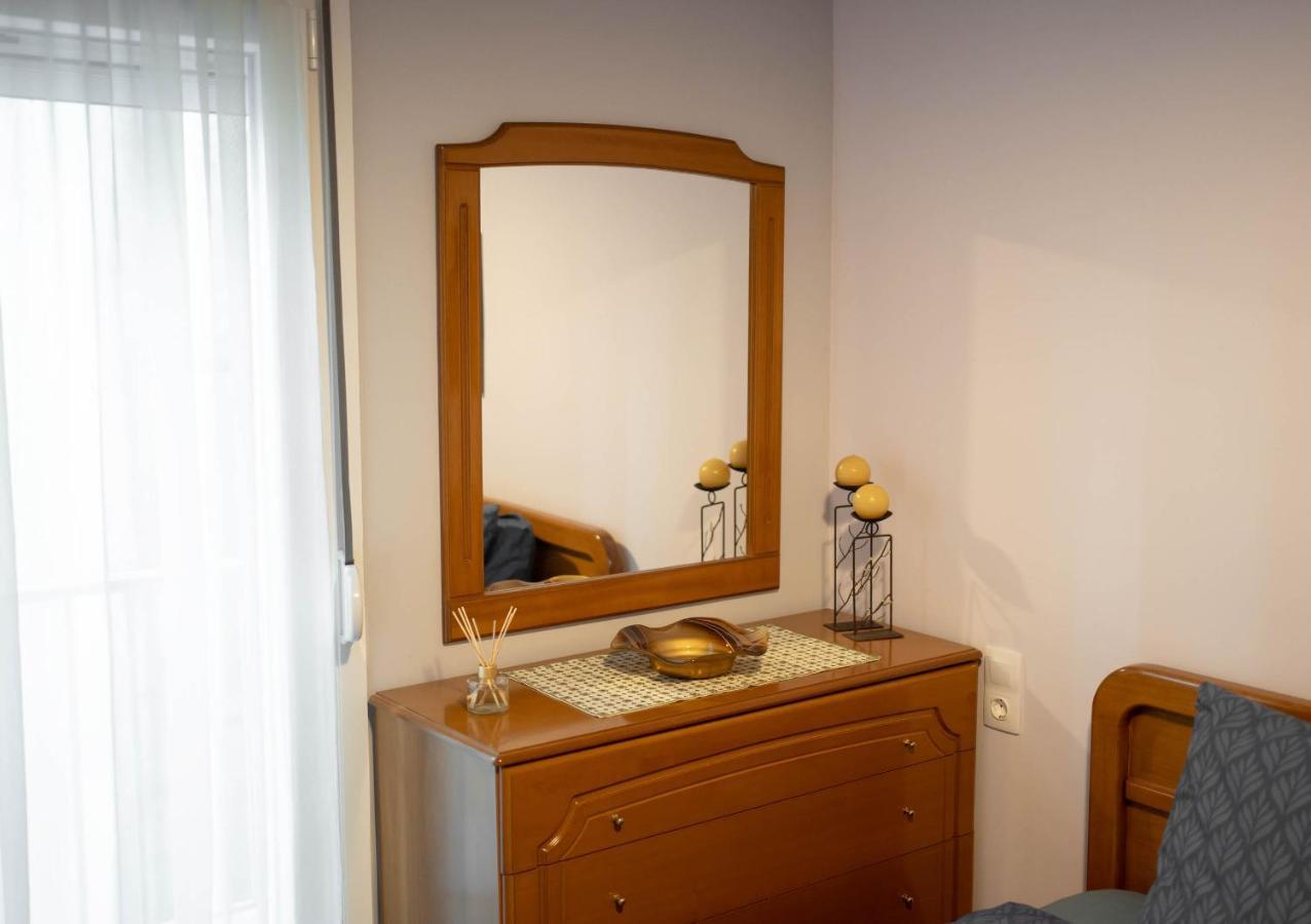 Byt Downtown Flat Лариса Екстер'єр фото